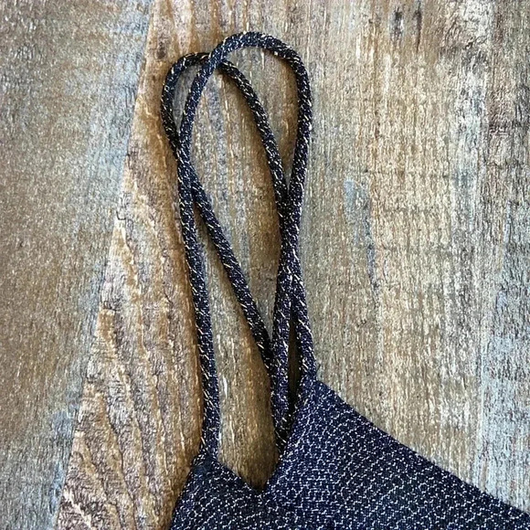 Joseph Ribkoff | Gold Shimmer Tank Top - Picture 2 of 7